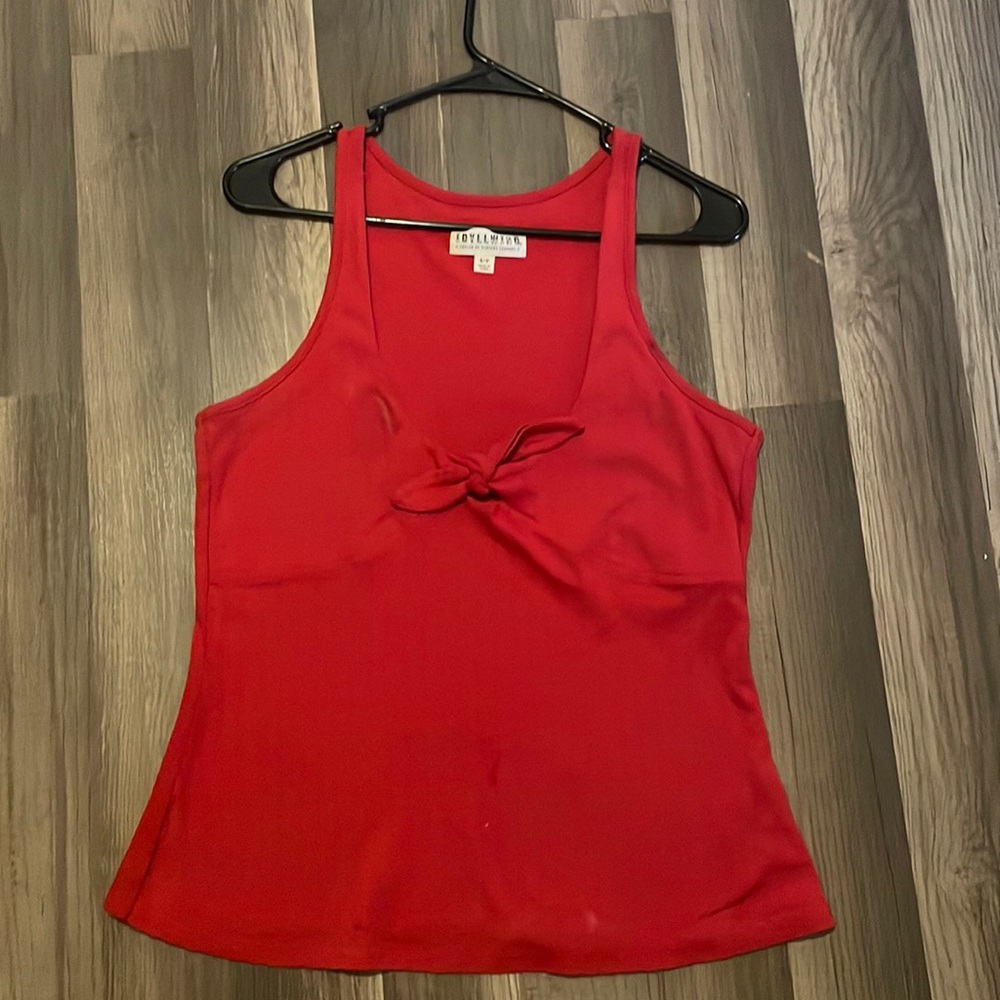 Red tank